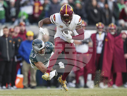 APTOPIX Commanders Eagles Football