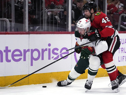 Wild Blackhawks Hockey