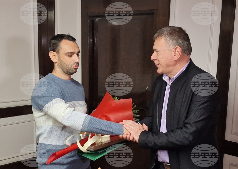 Galaxy Leader Returnee Receives Official Welcome in Gorna Oryahovitsa