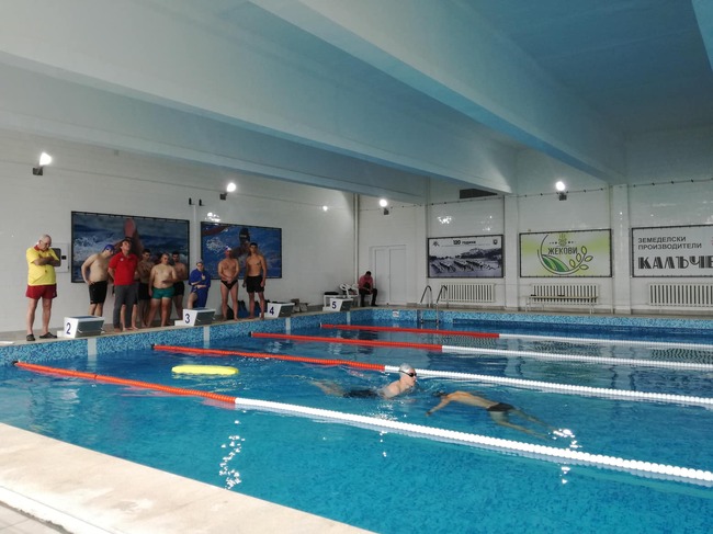 БЧК – Ямбол набира кандидати за водни спасители за басейн и море