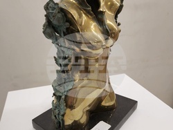 „Нежността и жестокостта на битието“ отбелязва 50 години творческа дейност на художниците Георги Данчев и Невена Луканова, снимка – организатори 