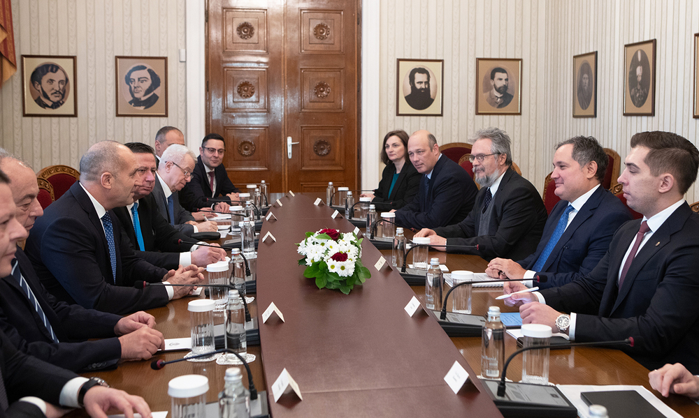 President Radev Meets Hungarian Minister of National Economy