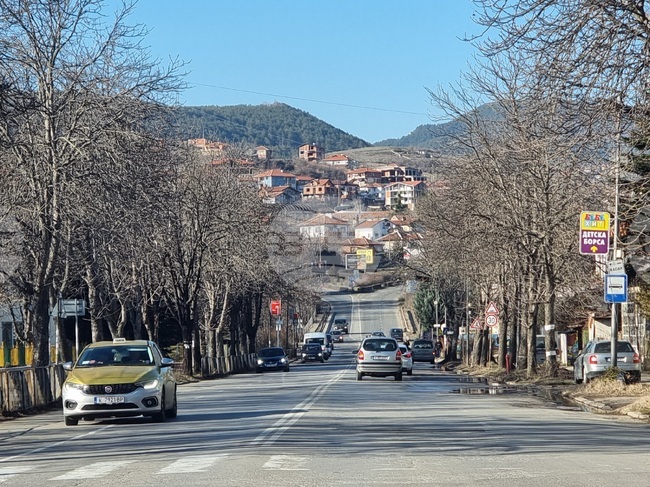 Движението на камиони над 15 тона по бул. „Беломорски“ в Кърджали се ограничава от 3 април заради ремонт