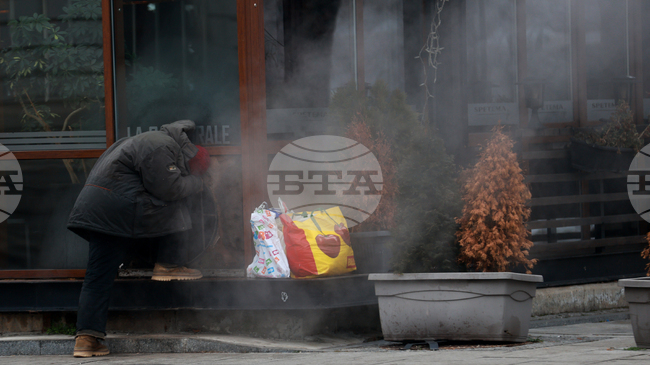 БЧК – Ямбол за десета поредна година подпомага хората, живеещи на улицата, преди настъпването на зимата