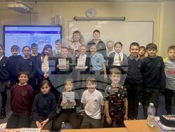 Писателката Велка Велева гостува в училище „Българче“ в Лондон