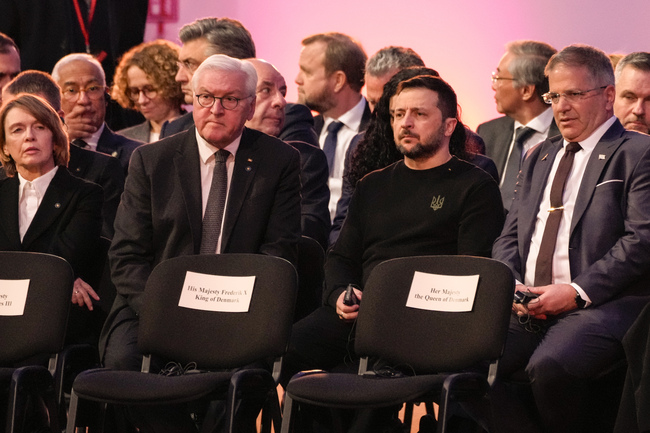 Германският президент подчерта отговорността на страната си за нацистките престъпления и разкритикува Илон Мъск