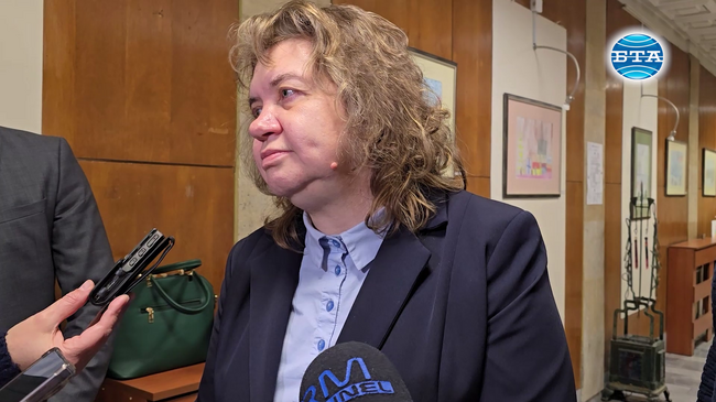 Подкрепям развитието на ядрената енергетика в България, каза председателят на НС Наталия Киселова в Козлодуй