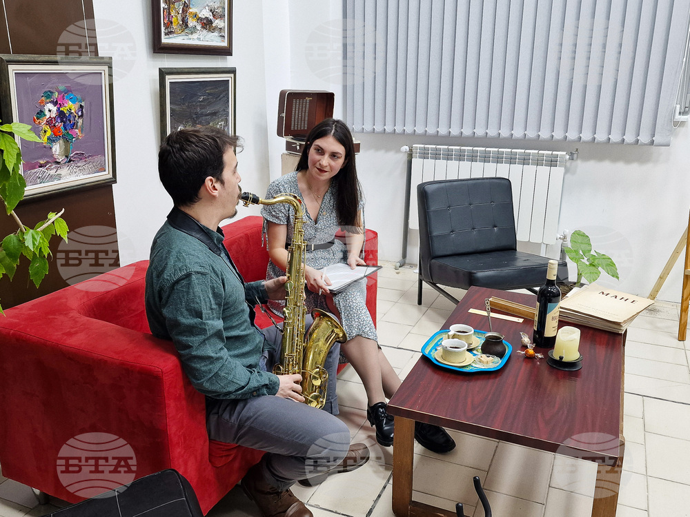 Разград - „Всичко, което не казват очите“ - пърформанс