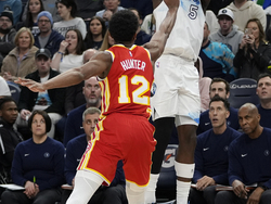 Hawks Timberwolves Basketball