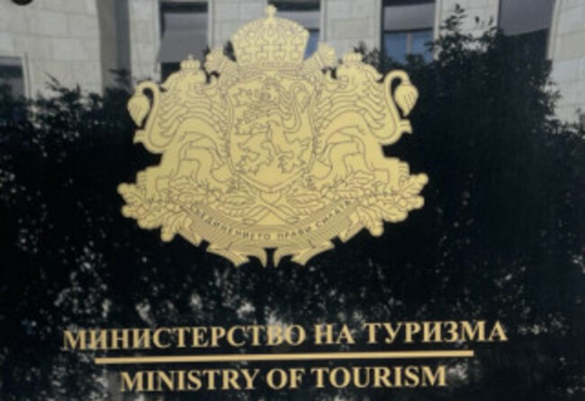 Министърът на туризма изпрати съболезнователно писмо до турския си колега заради опустошителните земетресения в южната ни съседка