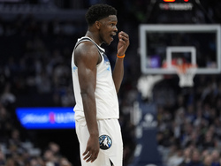 Hawks Timberwolves Basketball