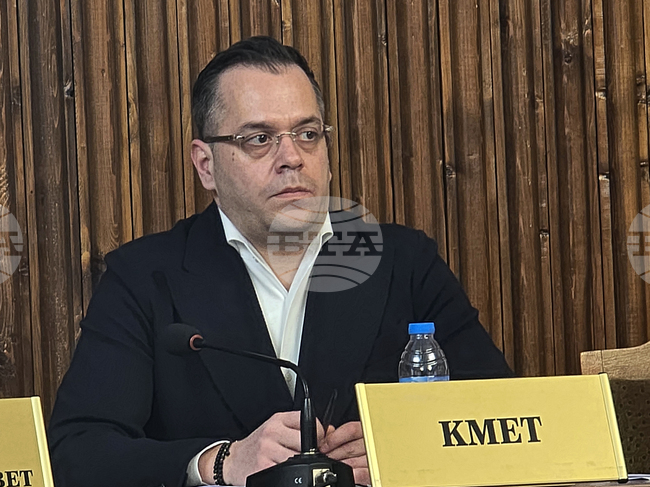 Таксата за битови отпадъци в Добрич няма да бъде увеличавана през 2026 година, каза кметът Йордан Йорданов