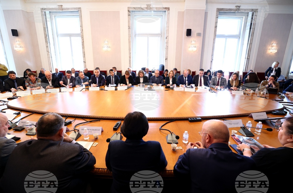 Народно събрание - безопасност на пътя - кръгла маса