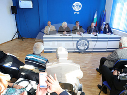 Национален пресклуб на БТА Русе - пресконференция - Регионален съюз на офицерите и сержантите от запаса и резерва