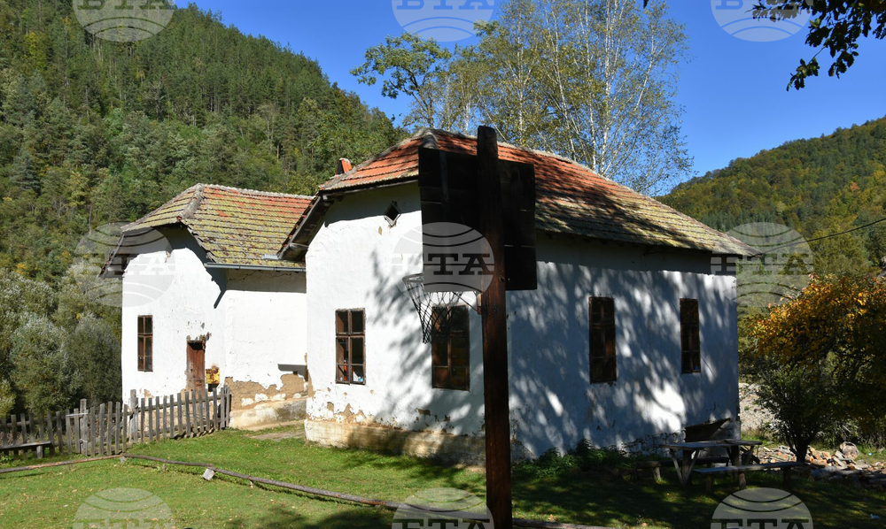 Сърбия - Село Църнощица - изглед