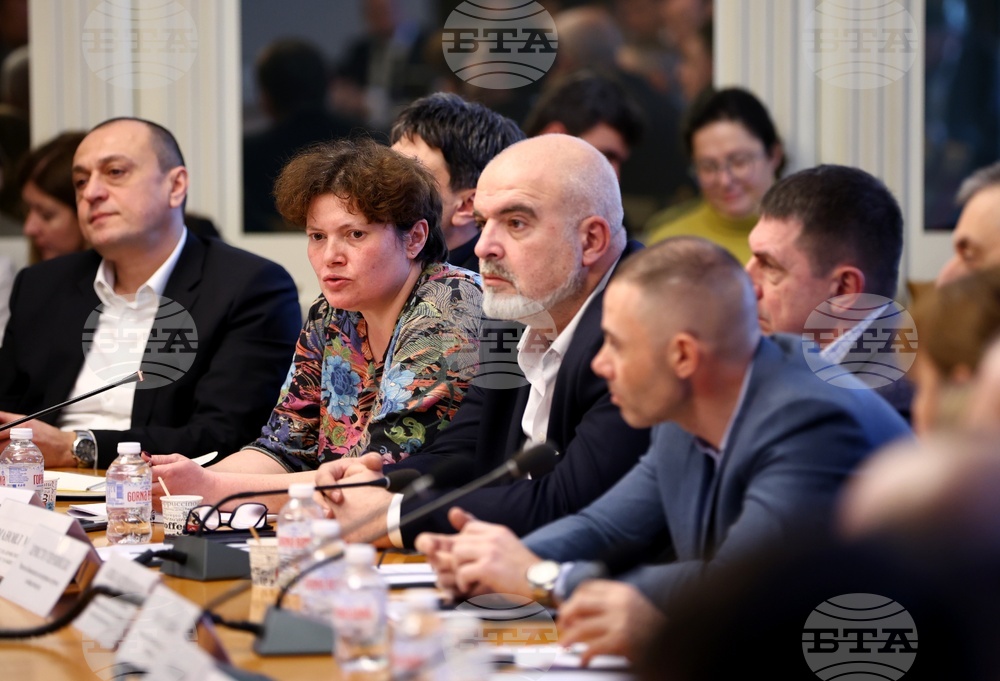 Политическият ангажимент към проблема с пътната безопасност е важен фактор, каза председателят на ДАБДП Малина Крумова