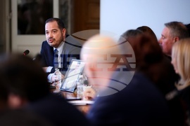 Народно събрание - безопасност на пътя - кръгла маса