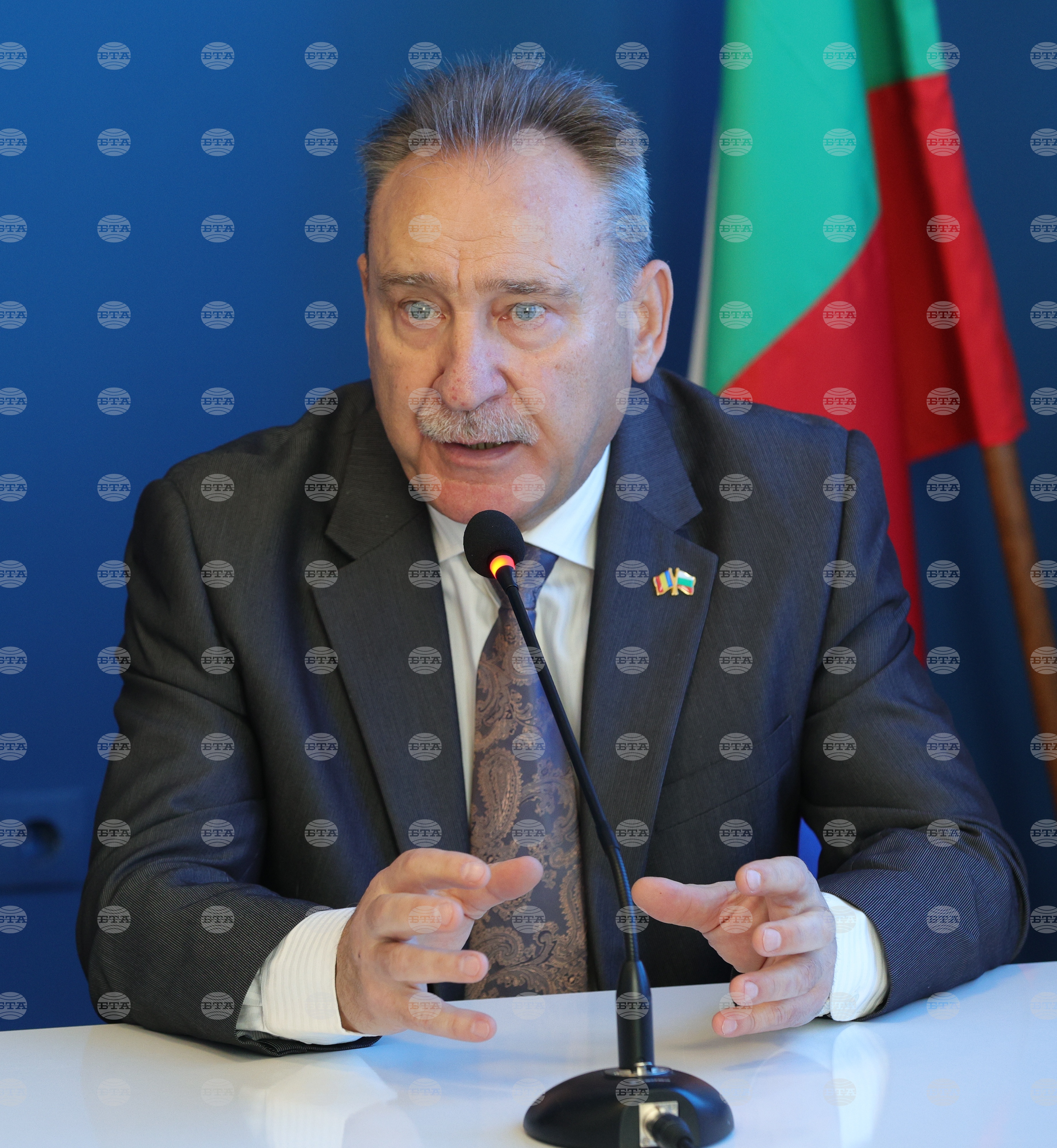 Национален пресклуб на БТА Русе - пресконференция - Регионален съюз на офицерите и сержантите от запаса и резерва