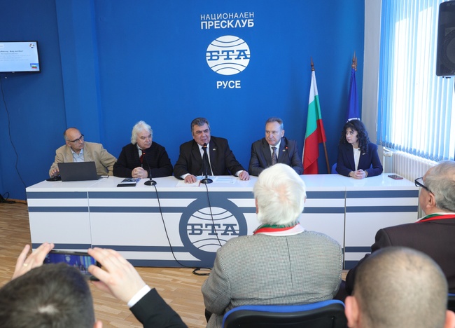  11:00 - 12:00 Национален пресклуб на БТА - Русе На живо Организатори: Регионален съюз на офицерите и сержантите от запаса и резерва - Русе Пресконференция на Регионалния съюз на офицерите и сержантите от запаса и резерва в Русе и на Съюза на офицерите и сержантите от запаса и резерва от логистиката "Генерал Константин Захария" в Букурещ, Румъния