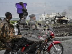 Congo Fighting Photo Gallery