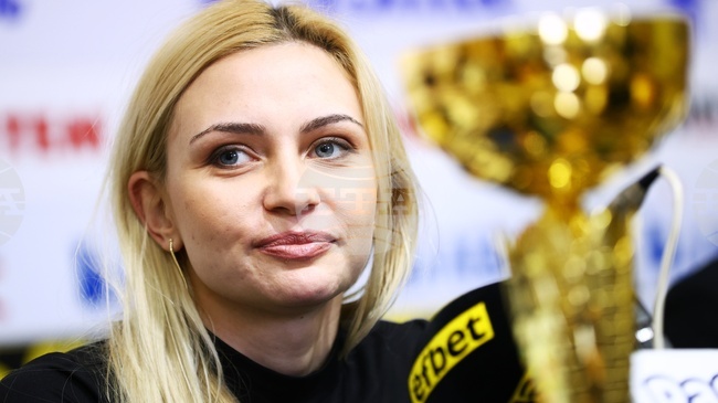 Йоана Илиева се изкачи до второ място в световната ранглиста на сабя 