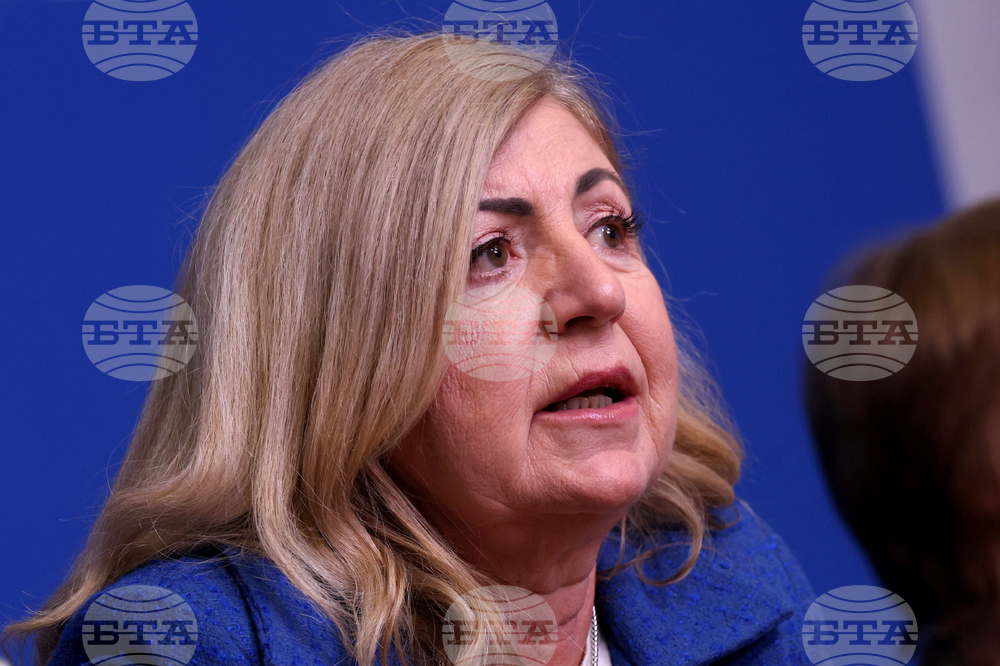 Национален пресклуб на БТА София - институти - становища - пресконференция