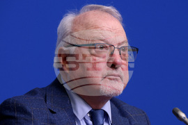 Национален пресклуб на БТА София - институти - становища - пресконференция