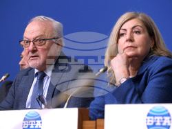 Национален пресклуб на БТА София - институти - становища - пресконференция