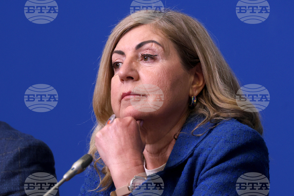 Национален пресклуб на БТА София - институти - становища - пресконференция