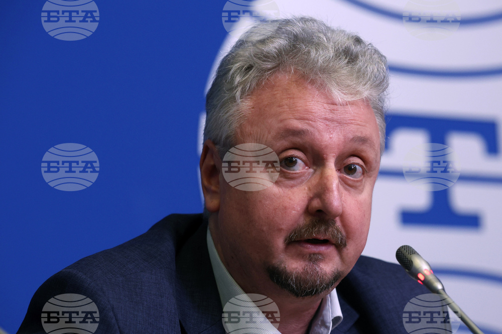 Национален пресклуб на БТА София - институти - становища - пресконференция