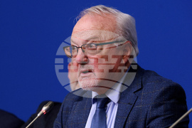 Национален пресклуб на БТА София - институти - становища - пресконференция