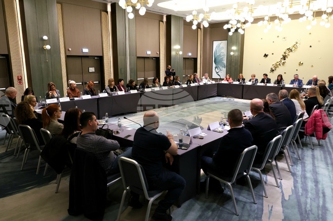 Tourism Ministry Working Group to Explore Business Proposals on Visa, Personnel Issues