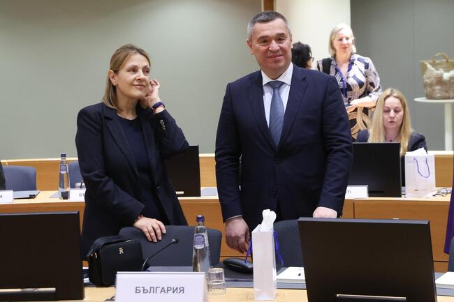 Сред приоритетите на България е подобряване позицията на фермерите във веригата за доставка на храни, каза министър Тахов