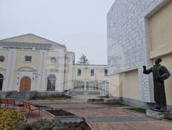 Ямбол - Художествена галерия „Жорж Папазов“