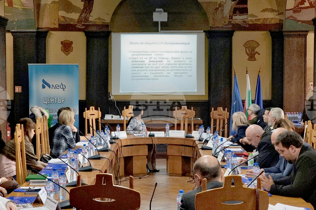 Около добрия пример и ролята на медиите се обединиха участниците в конференция за борба с езика на омразата в Бургас