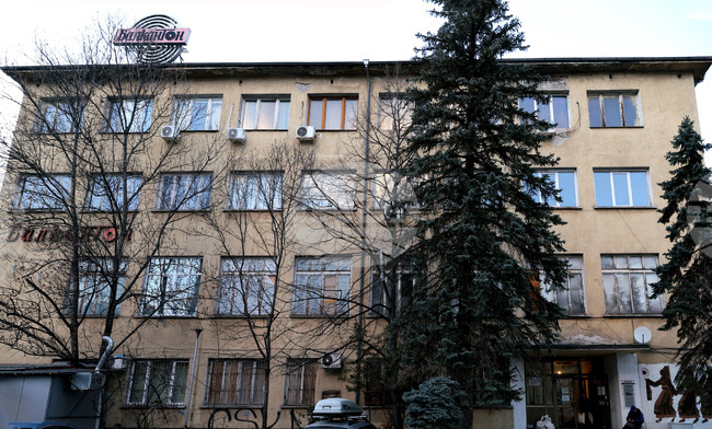 Сградата на "Балкантон" ще бъде запазена, съобщиха от Столичната община след среща на Васил Терзиев със собственика на имота 