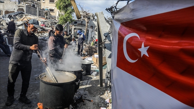 АА: Турция изпрати 14-ти кораб с хуманитарна помощ в Газа