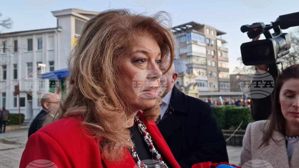 България трябва да влезе подготвена в еврозоната, за да няма сътресения и да няма разочарования в хората, каза Илияна Йотова