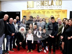 „Не затваряй очи" - филм - премиера