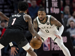 Bucks Trail Blazers Basketball