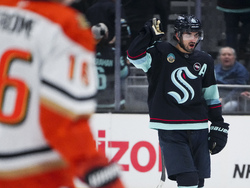 Ducks Kraken Hockey