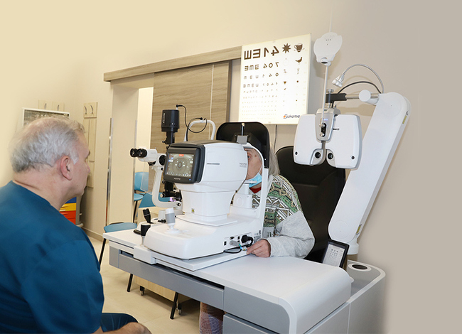 Клиниката по очни болести на ВМА вече разполага с нова апаратура за прегледи 