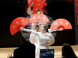 Деветият празник на китайската култура се състоя в 18-о Средно училище "Уилям Гладстон" в София. Снимка: РУО в София-град