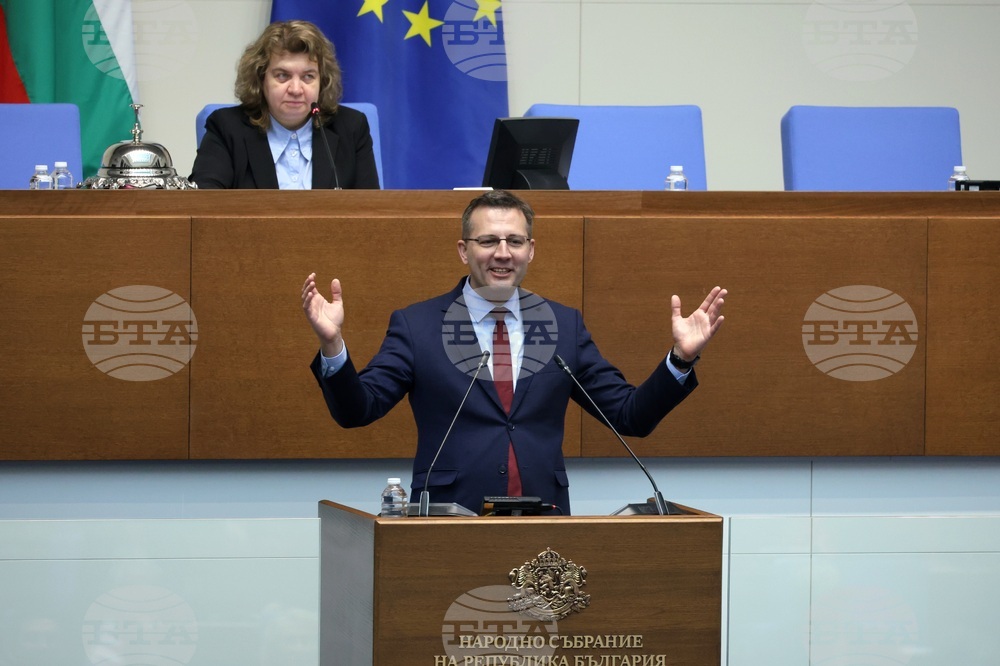 Парламент - заседание - Станислав Атанасов