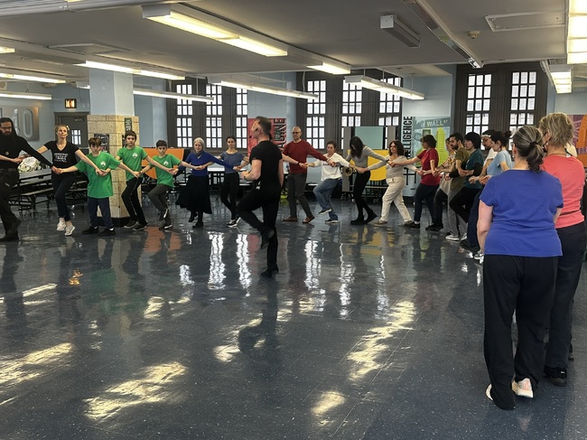 Майсторски клас по народни танци с проф. Антон Андонов се състоя в Ню Йорк