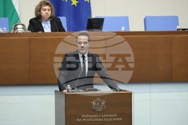 Парламент - заседание - Цончо Ганев
