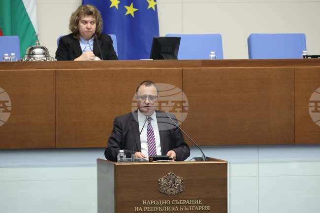 Във връзка с проблема с кражбите на вода регионалният министър е разпоредил комплексна проверка във ВиК дружества