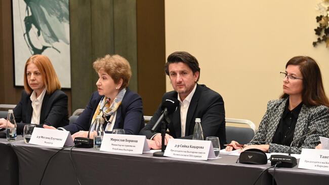 Министерство на туризма: Работна група ще ускори издаването на визи за туристи и работници
