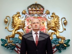 Румен Радев - Месауд Мехила - награждаване