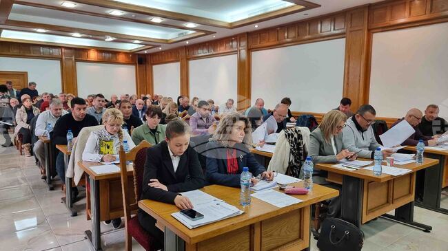 Сградата на община Добричка да бъде санирана по проект приеха общинските съветници